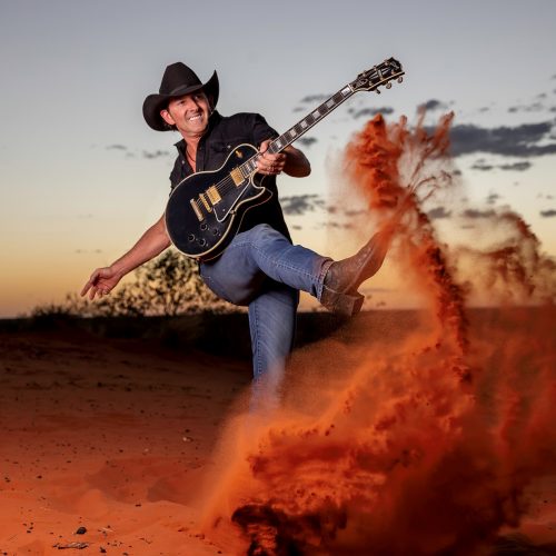 Lee Kernaghan Stirs Emotion