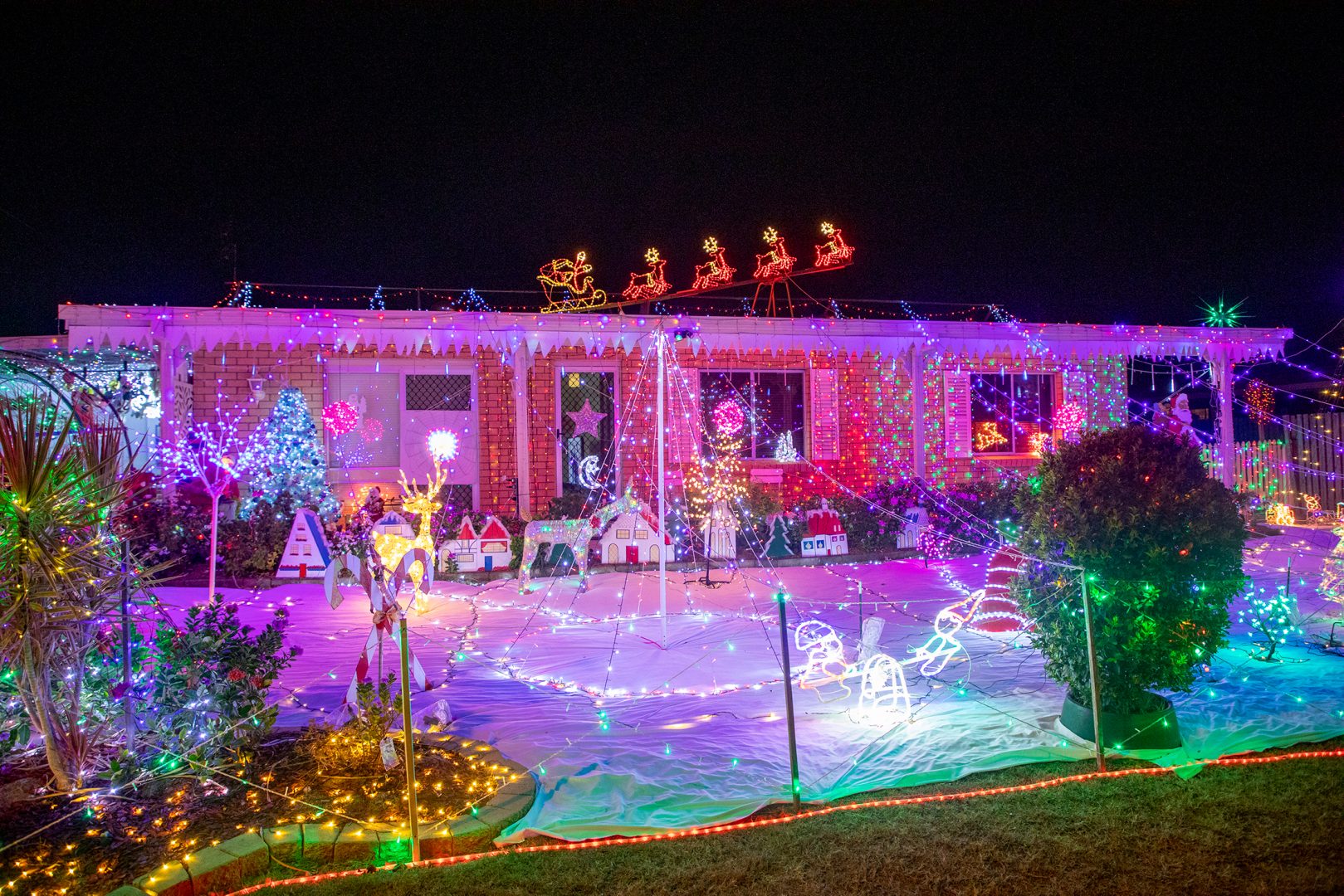 Follow the Fraser Coast Christmas lights trail